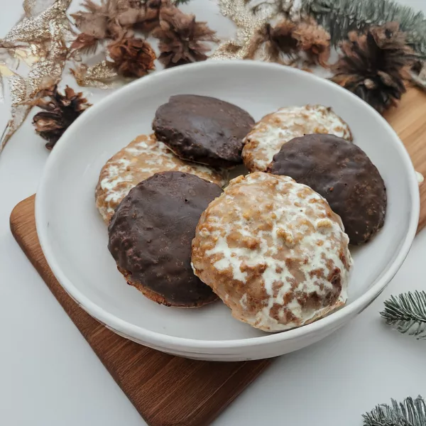 Elisenlebkuchen (Rich filled gingerbread) - Bag of 8