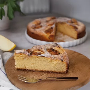 Traditional German Apple Cake